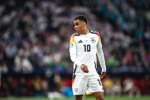 穆西亚拉：踢满90分钟比赛的感觉很棒，我已经有一段时间没有进球